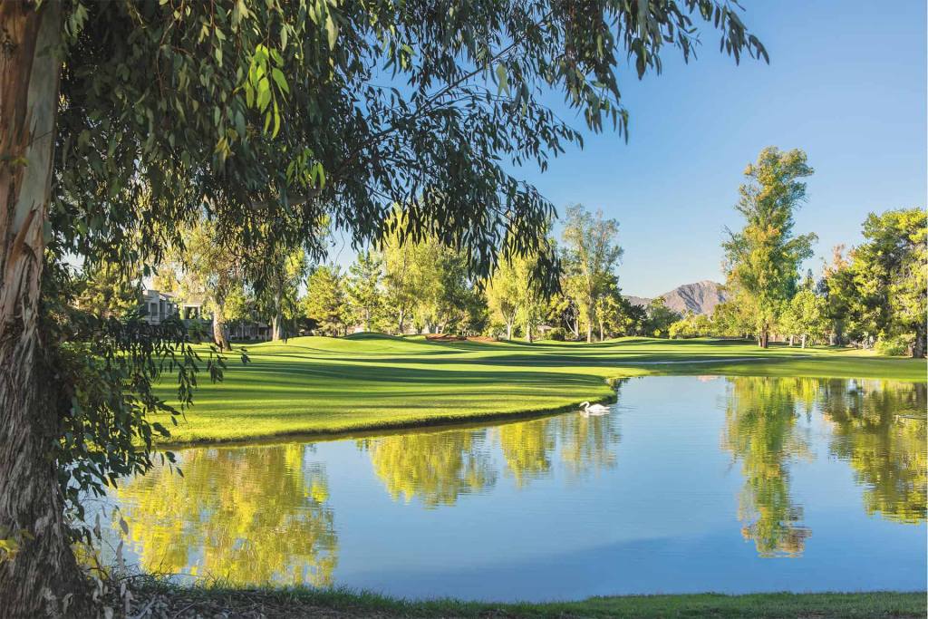 Golf course on water